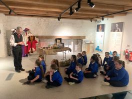 Mrs Cribbins class- Christmas Workshop at Bagenals Castle 